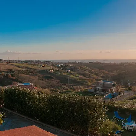 L'orizzonte 3* チビタベッキア